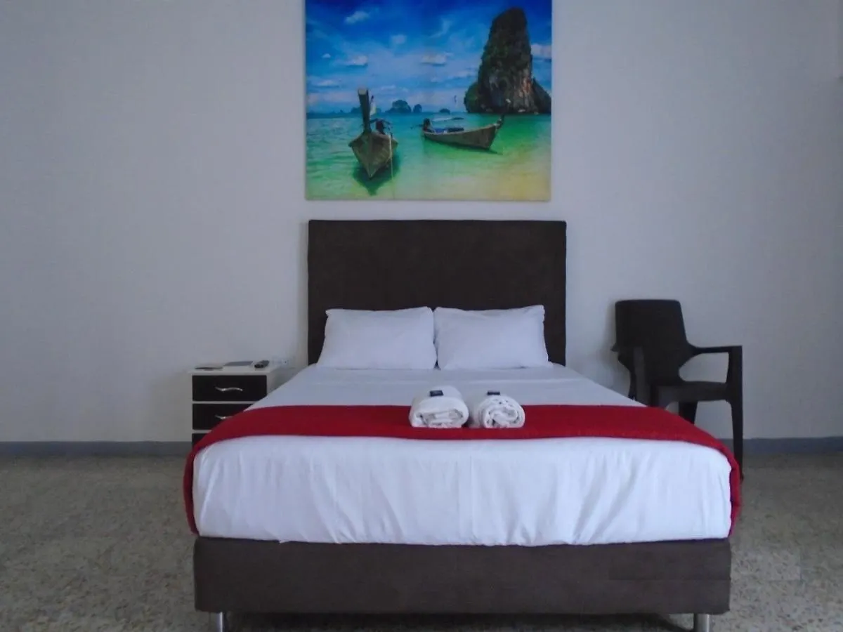 ****  Jade Chipichape Terminal Hotel Cali Colombia